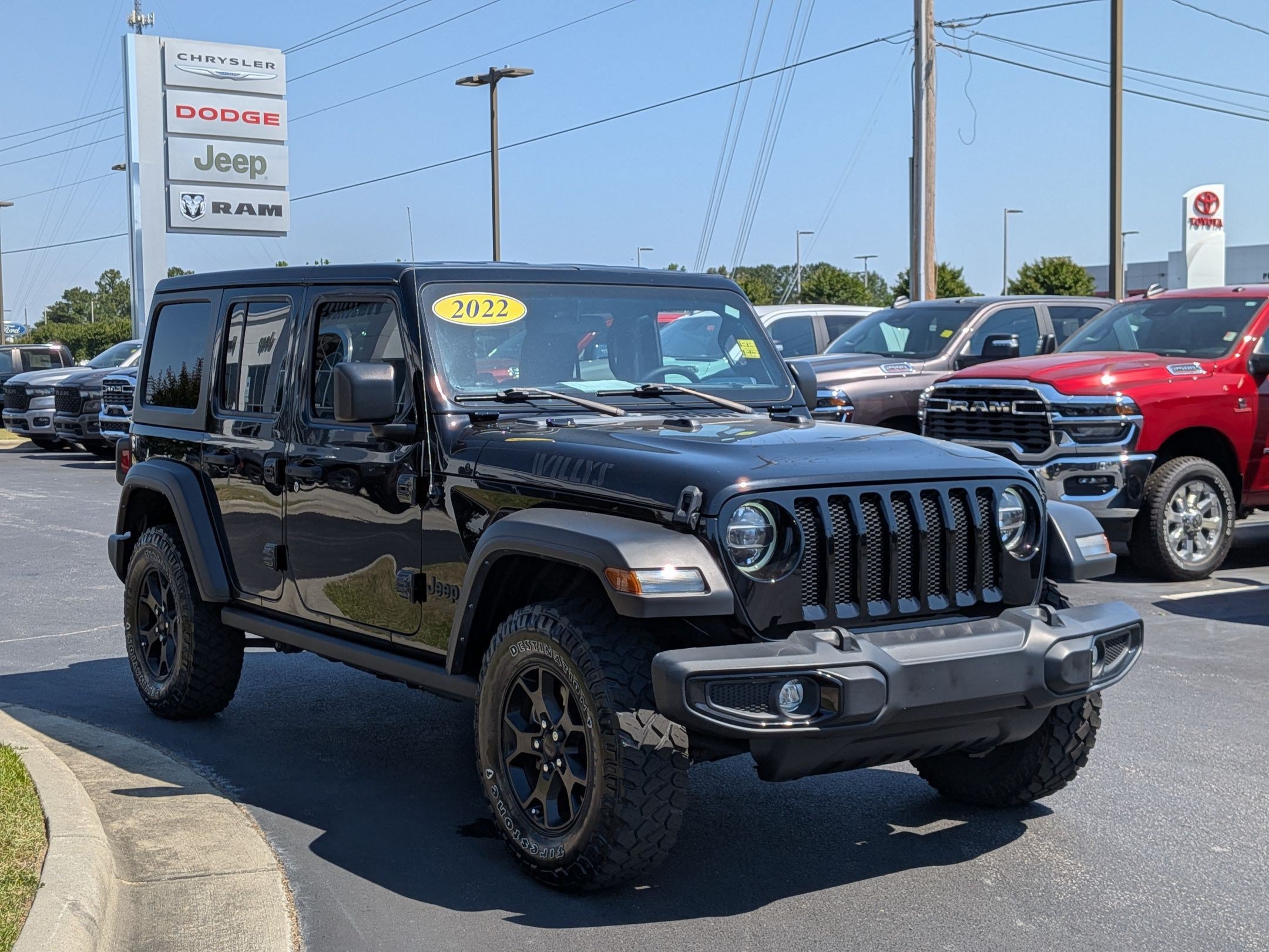 Used 2022 Jeep Wrangler Unlimited Sport AWD/4WD image 3