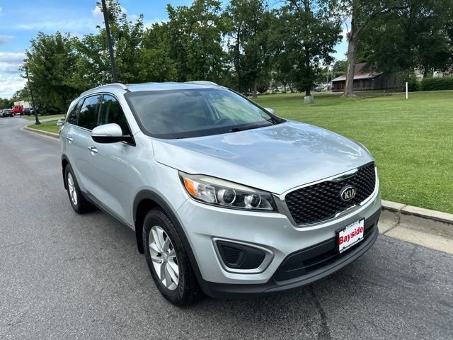 Used 2017 Kia Sorento AWD w/ LX Convenience Package image 24