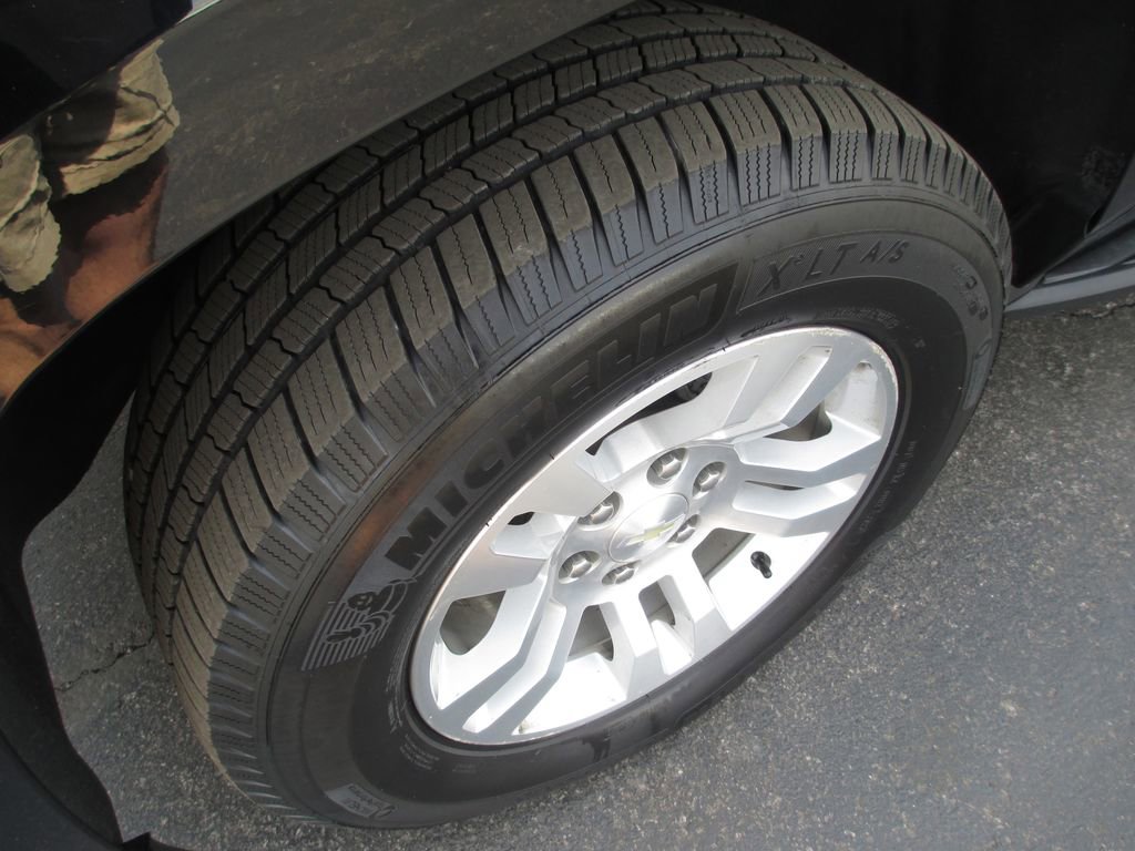 Used 2019 Chevrolet Tahoe LT AWD/4WD image 13