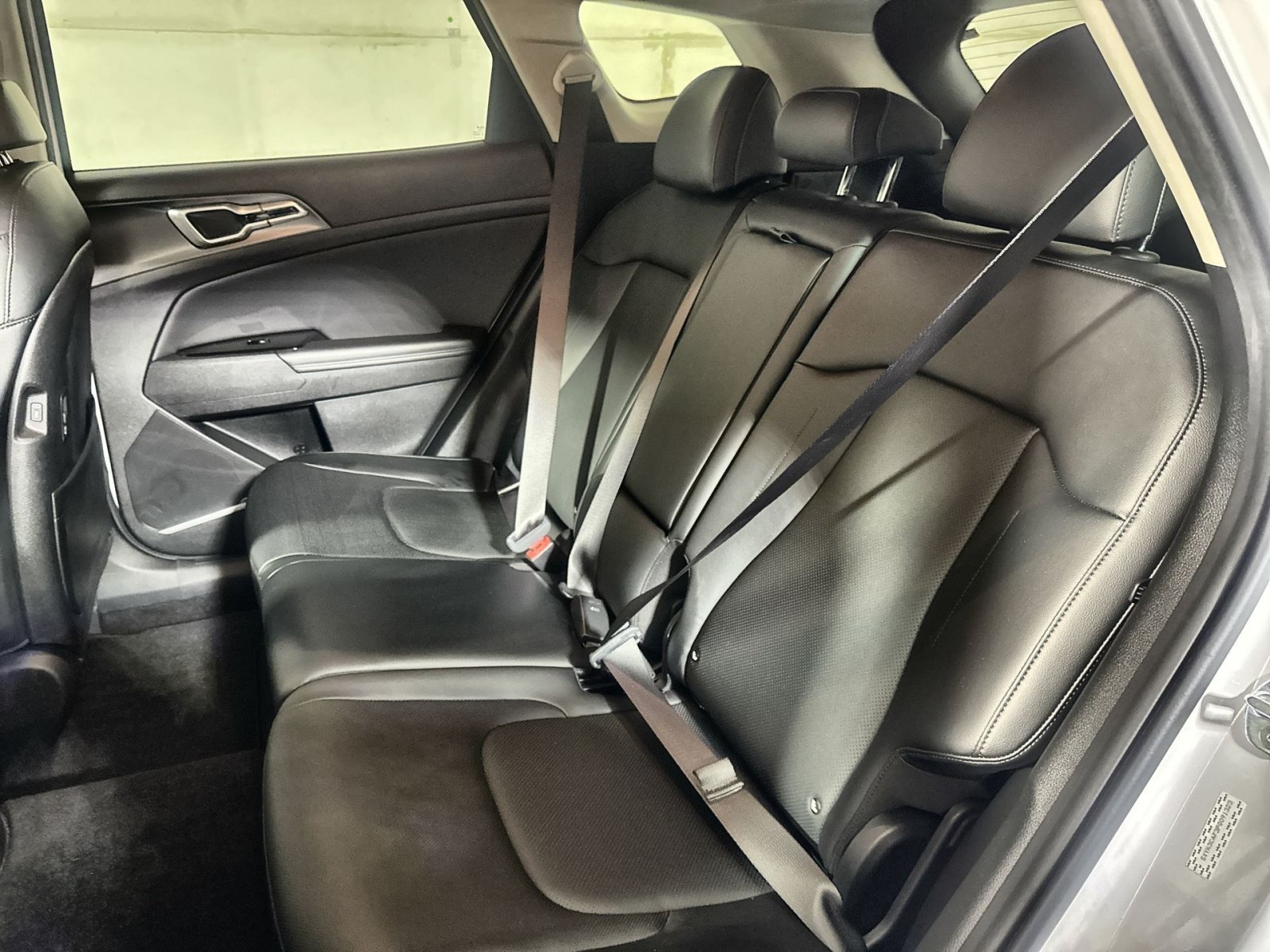 Used 2023 Kia Sportage EX AWD/4WD image 25