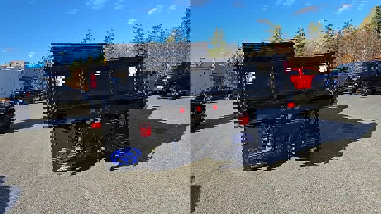 New 2025 GMC Sierra 3500 Pro w/ Convenience Package image 43