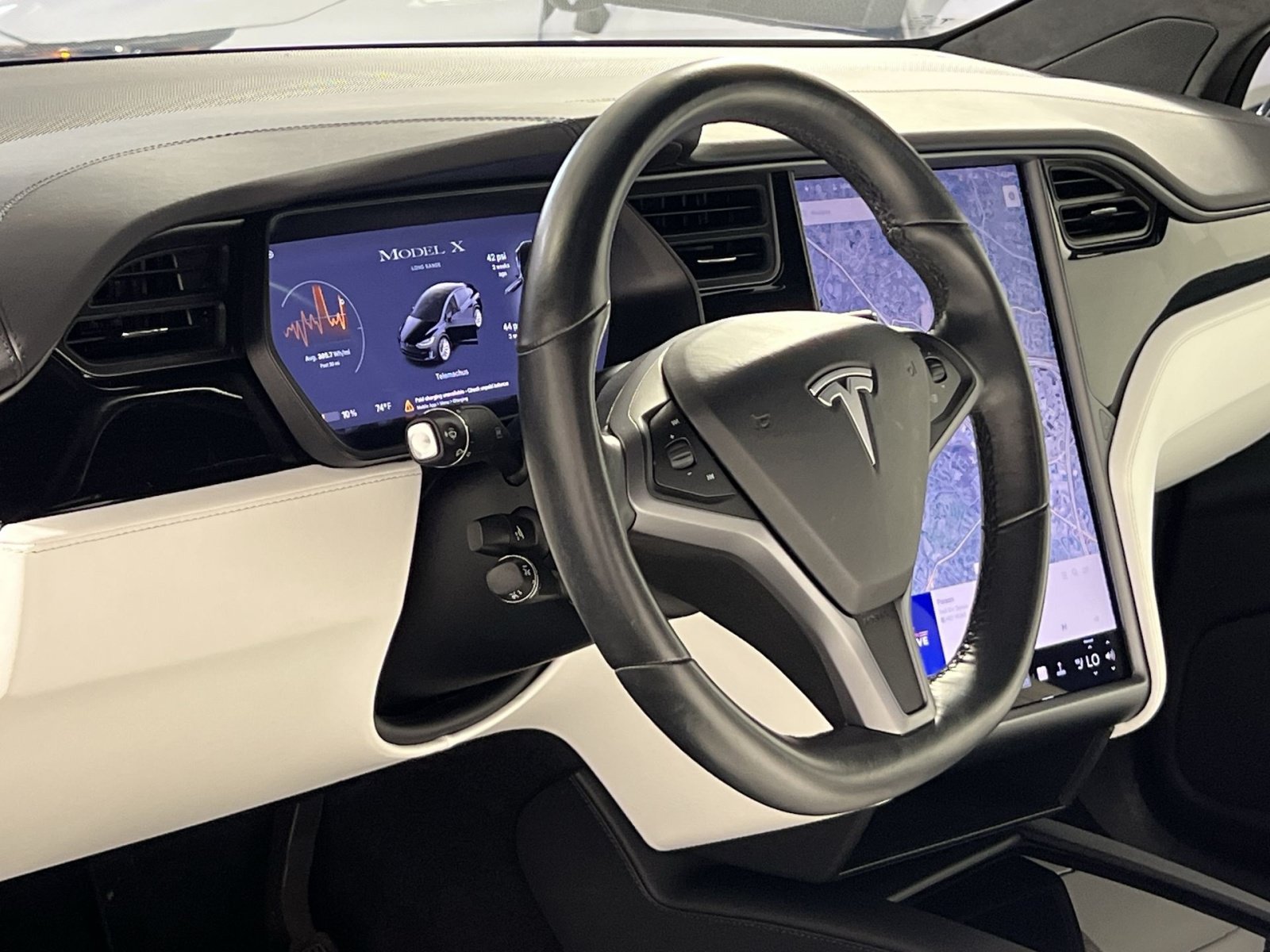 Used 2020 Tesla Model X Long Range AWD/4WD image 16