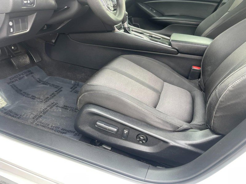 Used 2018 Honda Accord EX image 17
