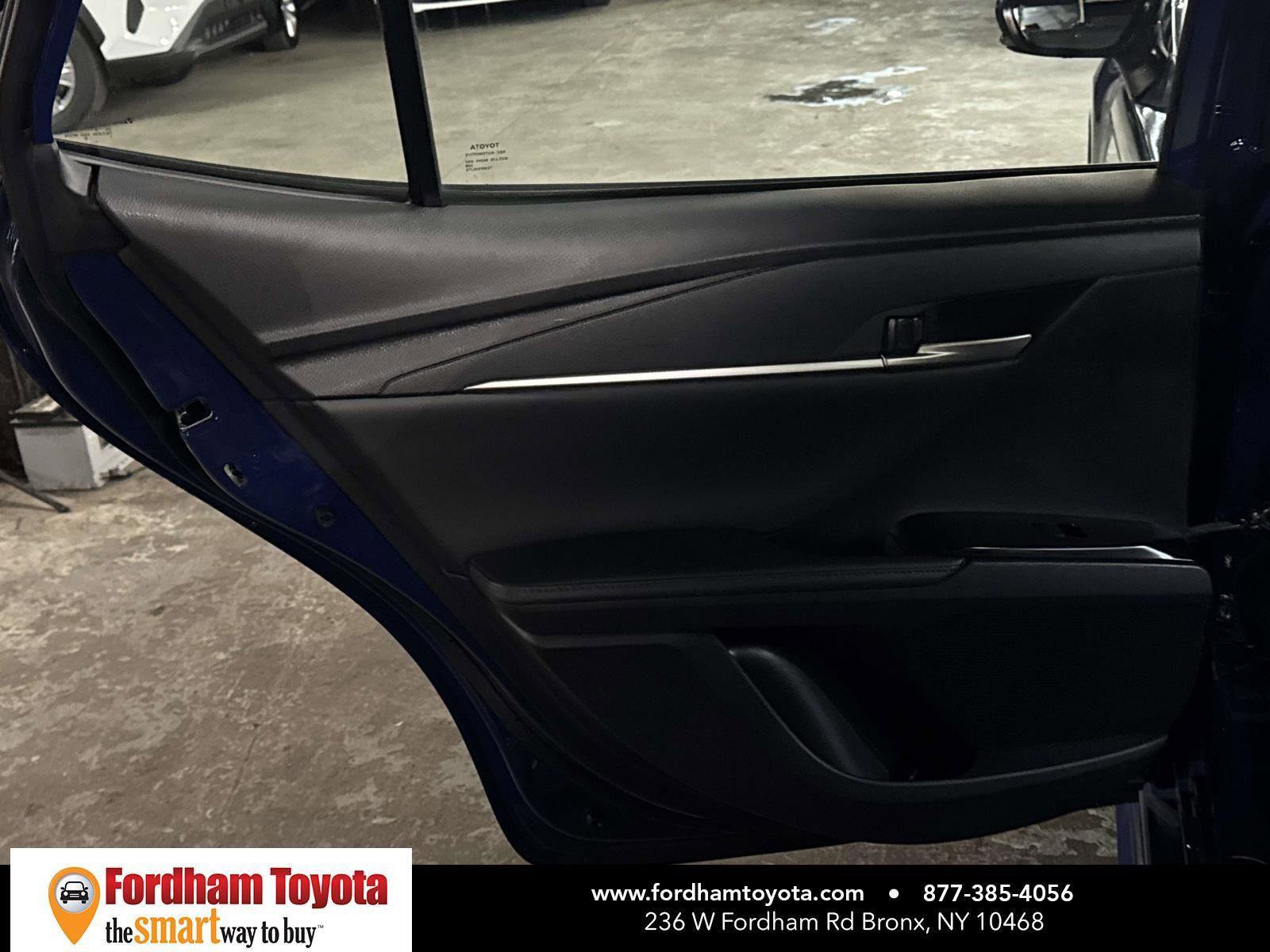 Used 2025 Toyota Camry XSE image 12