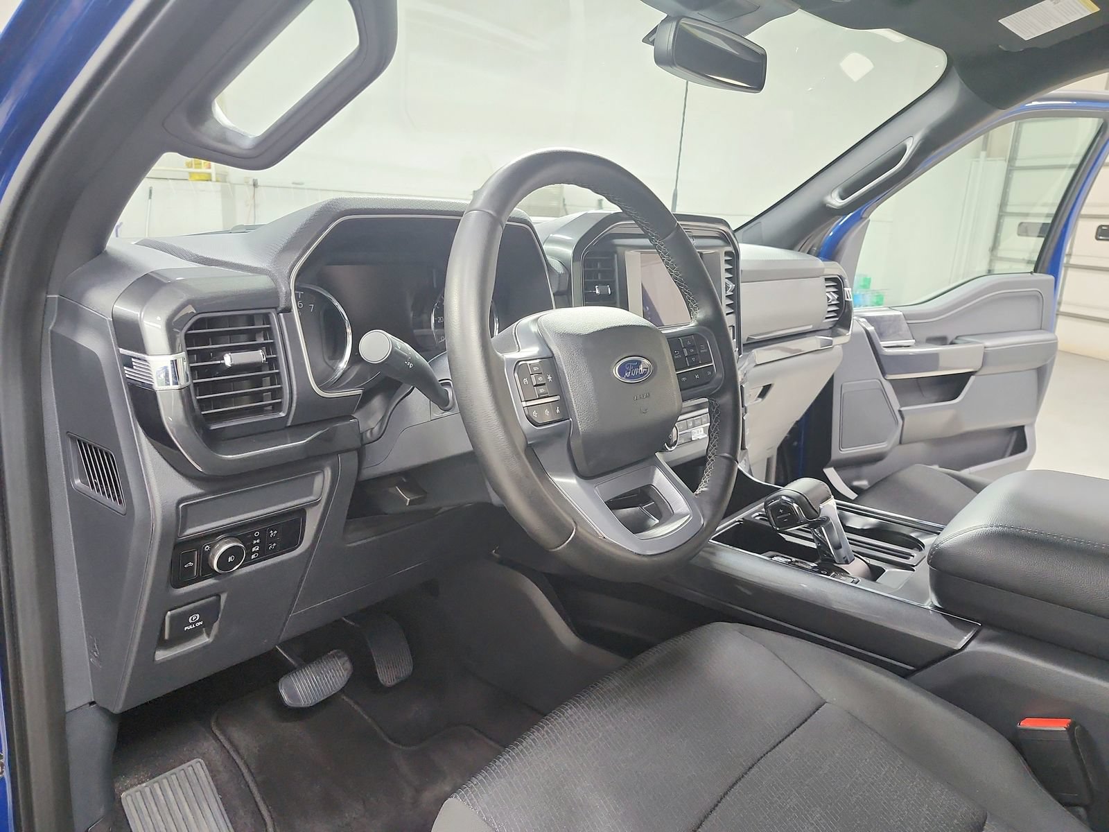 Used 2023 Ford F150 2WD SuperCrew image 19