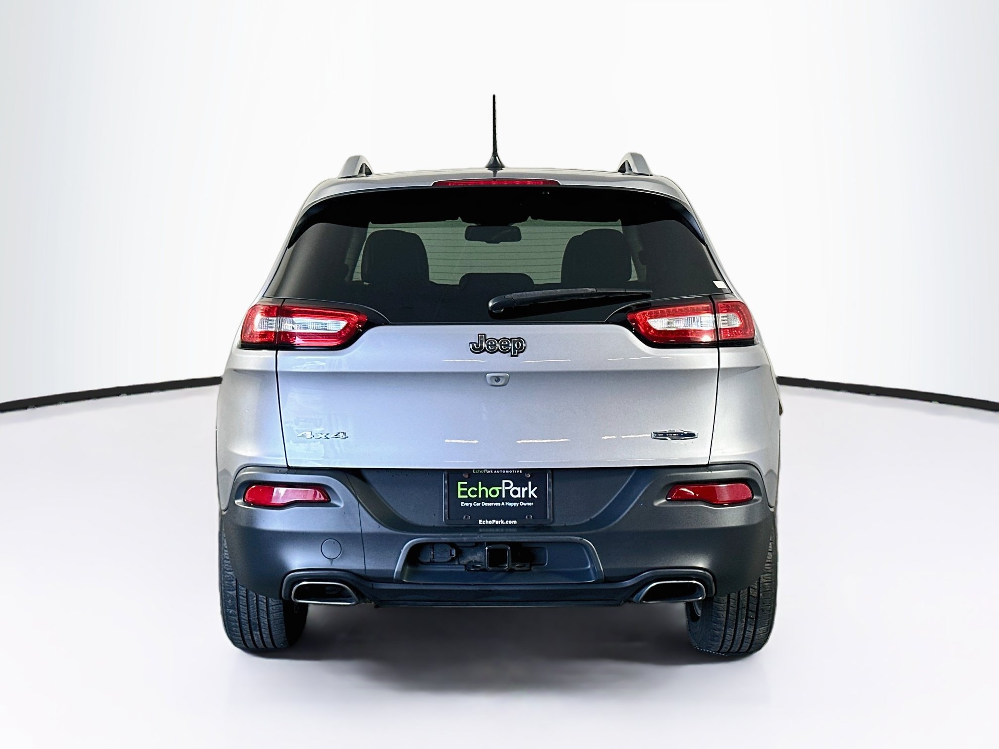 Used 2018 Jeep Cherokee Latitude Plus w/ Comfort/Convenience Group AWD/4WD image 7