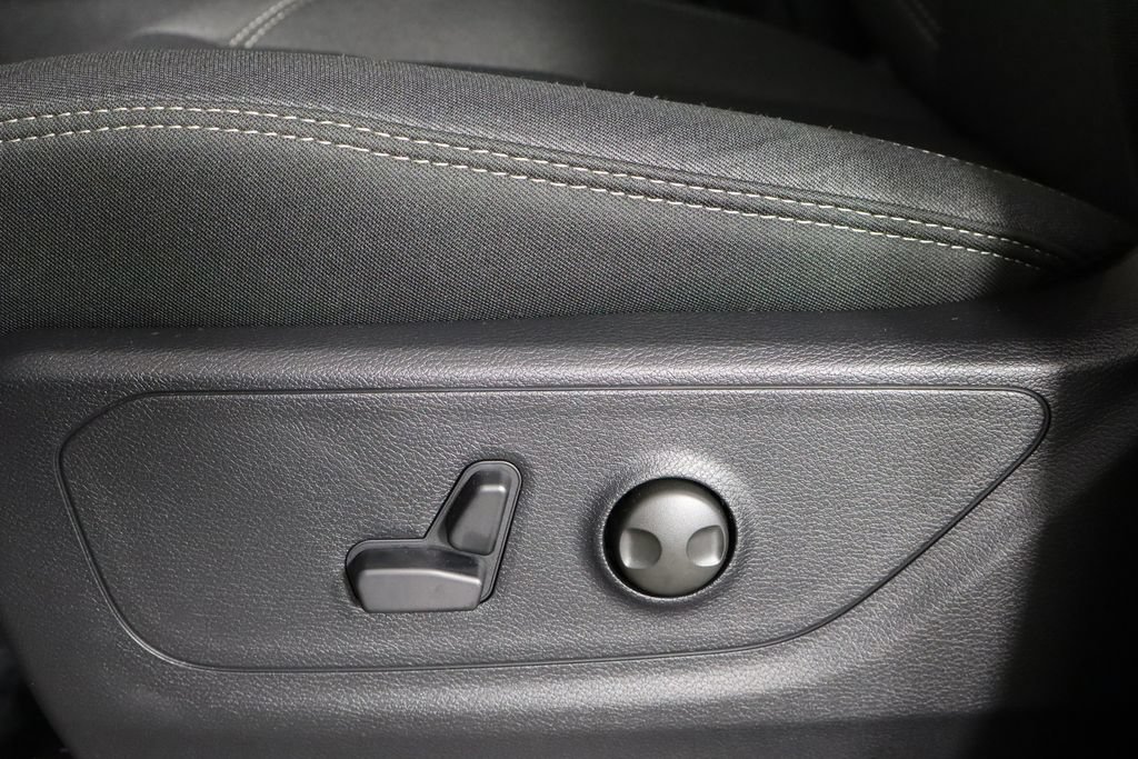 New 2026 RAM 1500 Big Horn AWD/4WD image 22