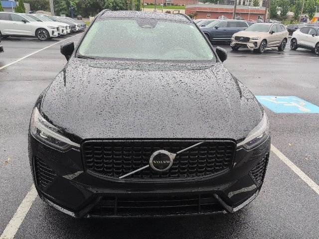 Used 2023 Volvo XC60 B6 Ultimate w/ Protection Package Premier AWD/4WD image 2