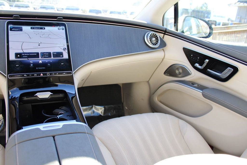 Used 2022 Mercedes-Benz EQS 450+ Sedan image 26