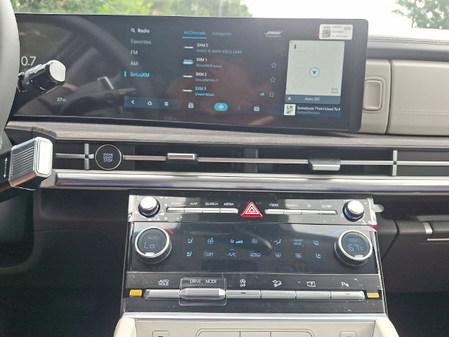 New 2026 Hyundai Santa Fe Calligraphy FWD image 17