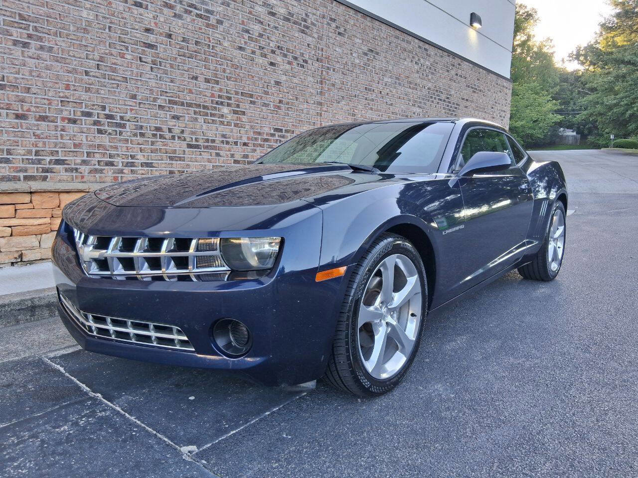 Used 2011 Chevrolet Camaro LS RWD image 1