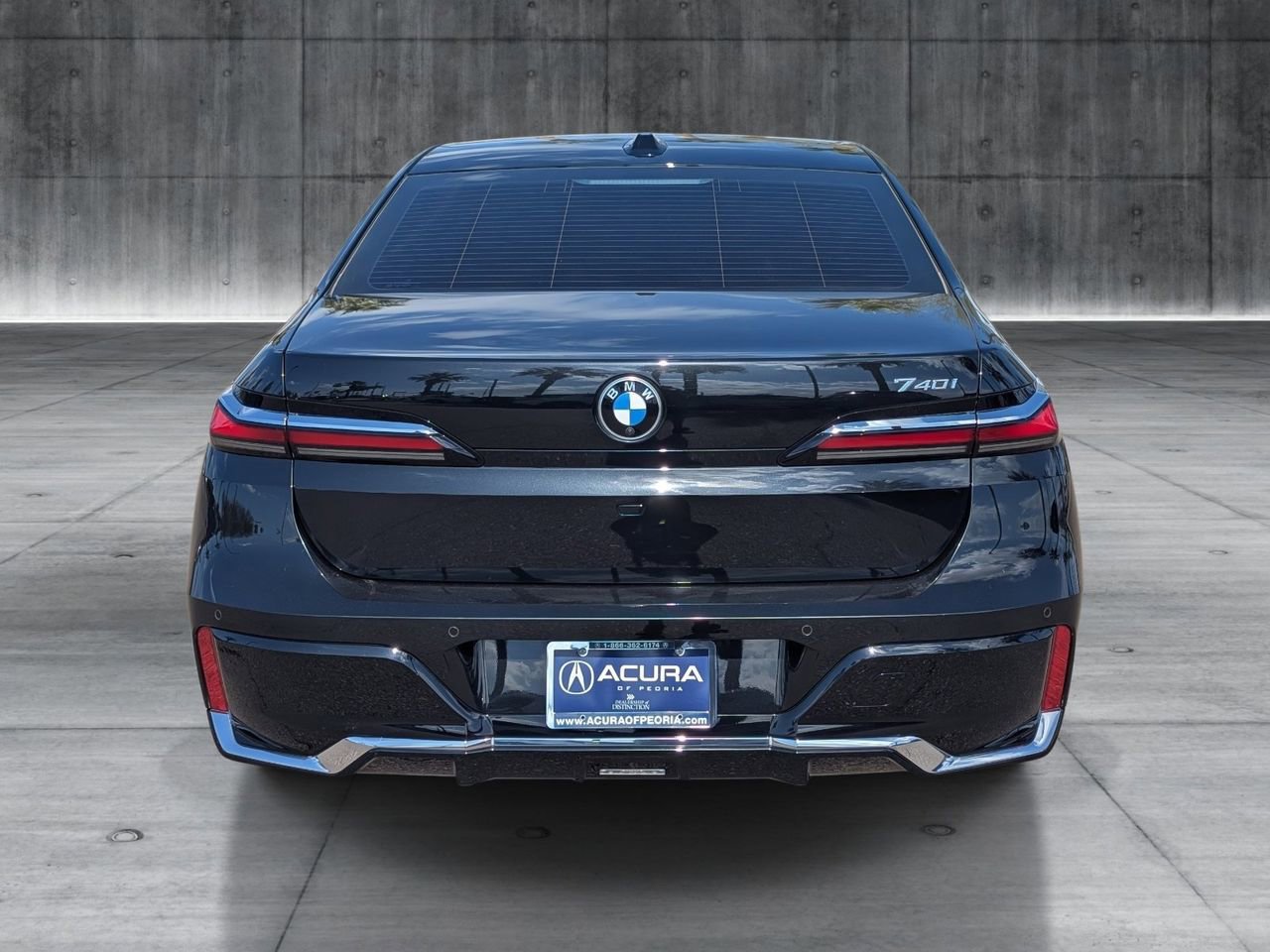 Used 2024 BMW 740i RWD image 4