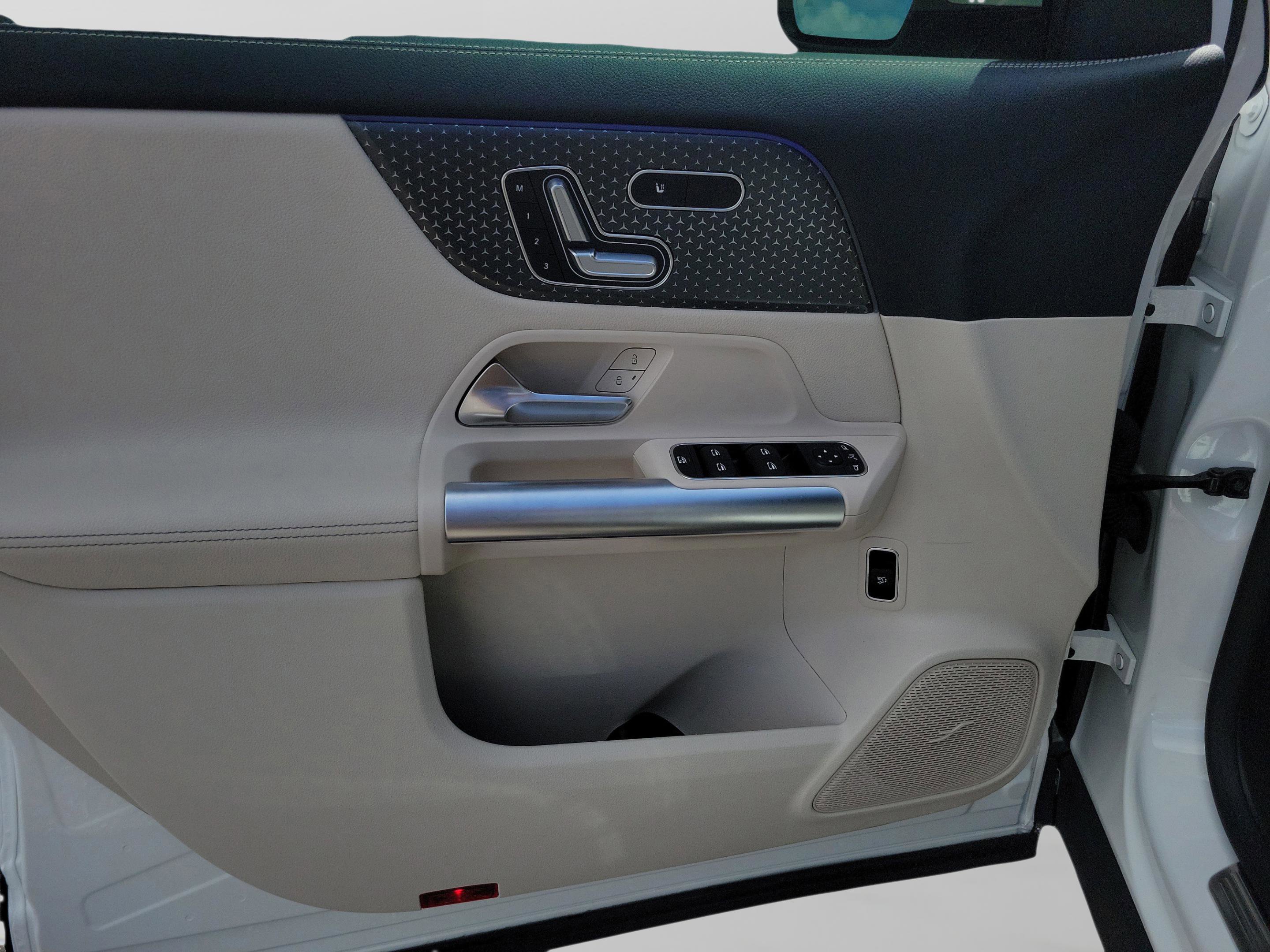 Certified 2024 Mercedes-Benz GLA 250 image 16