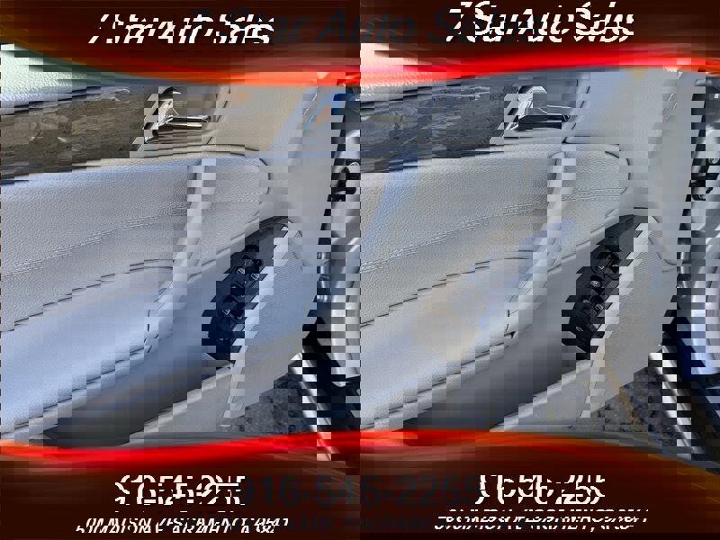 Used 2007 Mercedes-Benz C 230 Sedan image 8