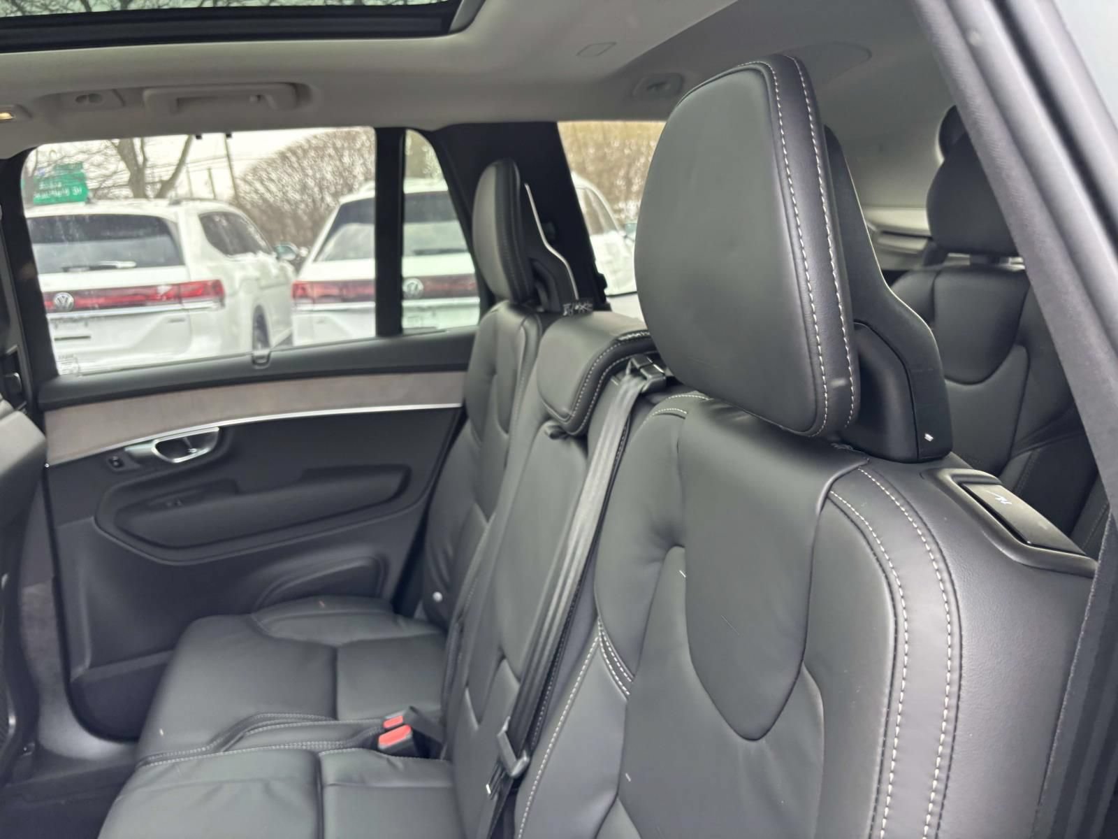 New 2026 Volvo XC90 B6 Ultra w/ Protection Package Premier AWD/4WD image 26