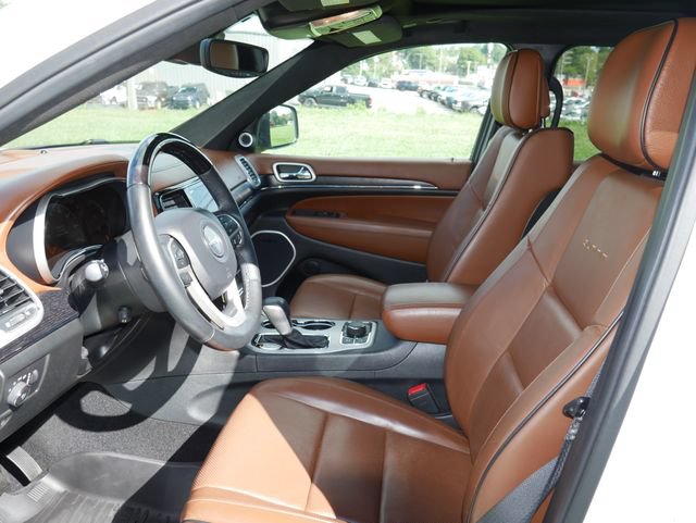 Used 2019 Jeep Grand Cherokee Summit AWD/4WD image 2