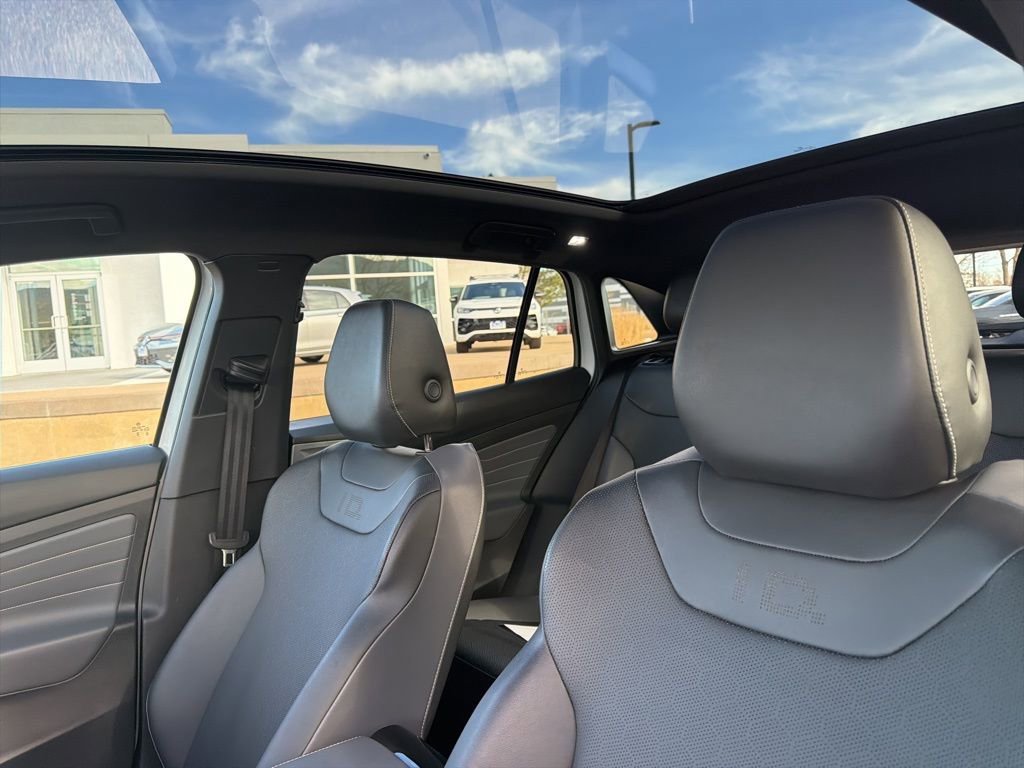 Certified 2023 Volkswagen ID.4 Pro S image 21