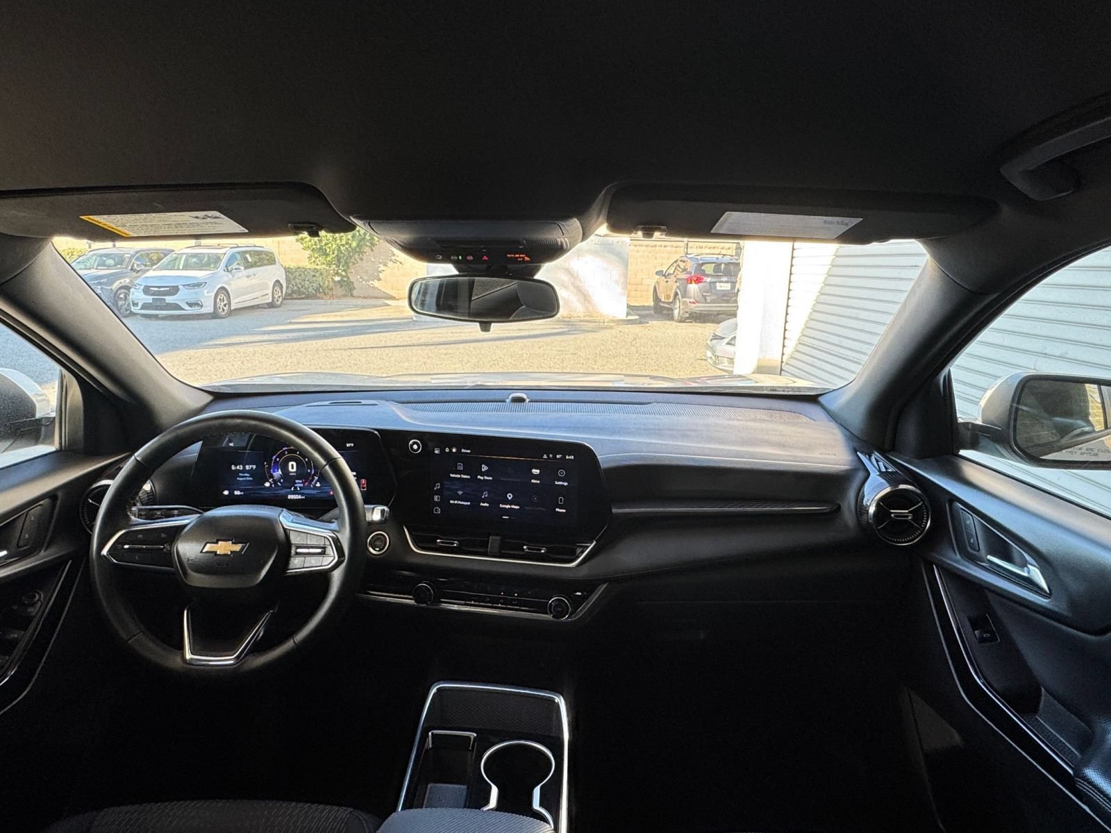 Used 2025 Chevrolet Equinox LT FWD image 33