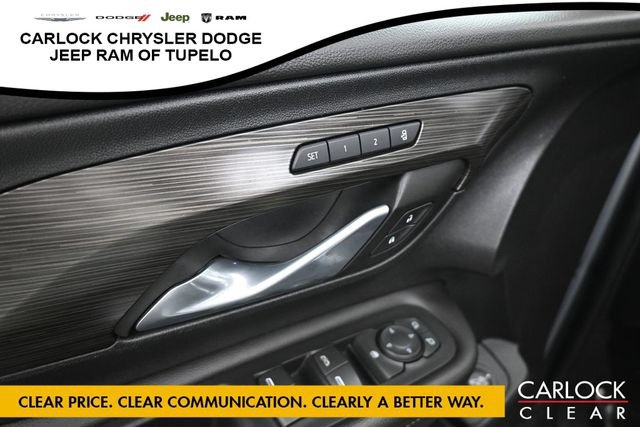 Used 2023 GMC Terrain SLT w/ LPO, Floor Liner Package AWD/4WD image 15