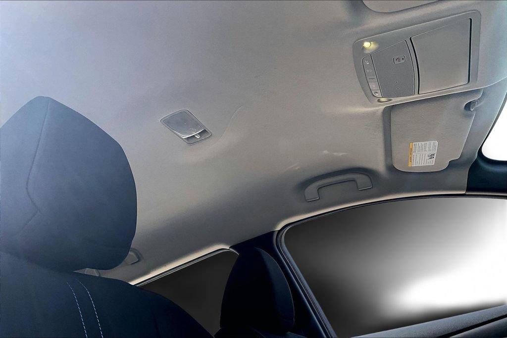 Used 2019 Nissan Leaf SV w/ SV Technology Package image 22