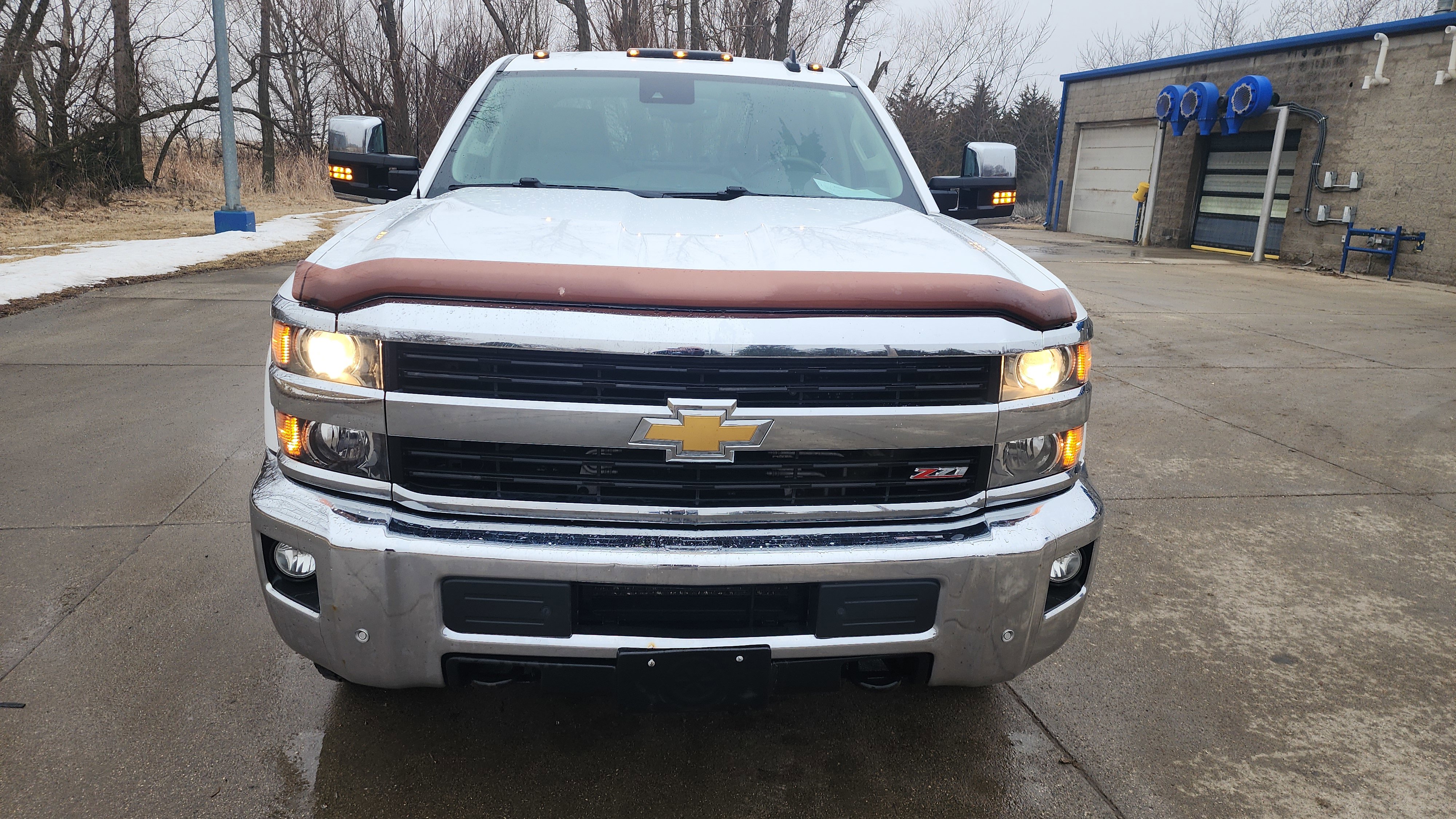 Used 2015 Chevrolet Silverado 2500 LTZ w/ LTZ Plus Package image 2
