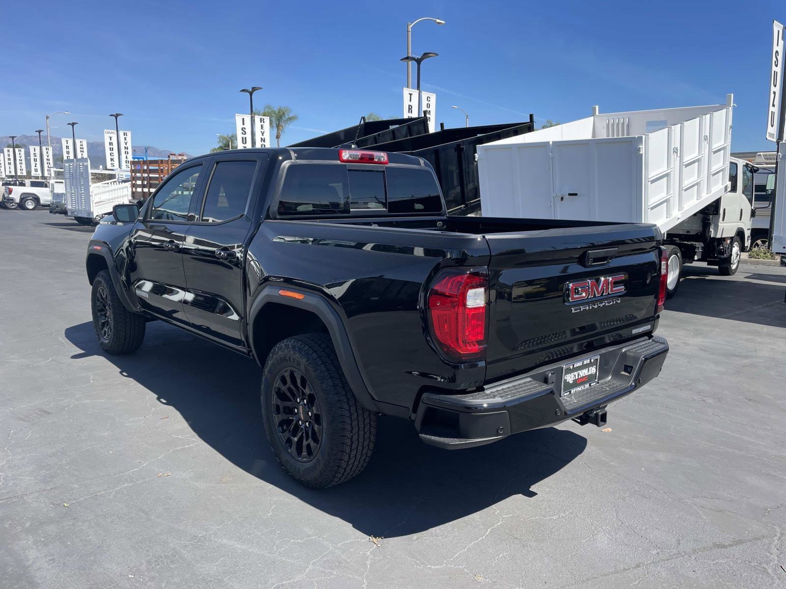 New 2026 GMC Canyon Elevation w/ Convenience Package image 7
