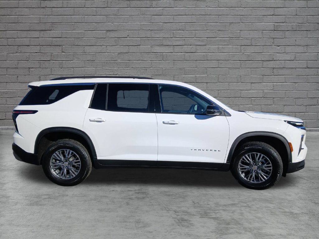 New 2027 Chevrolet Traverse LT AWD/4WD image 6