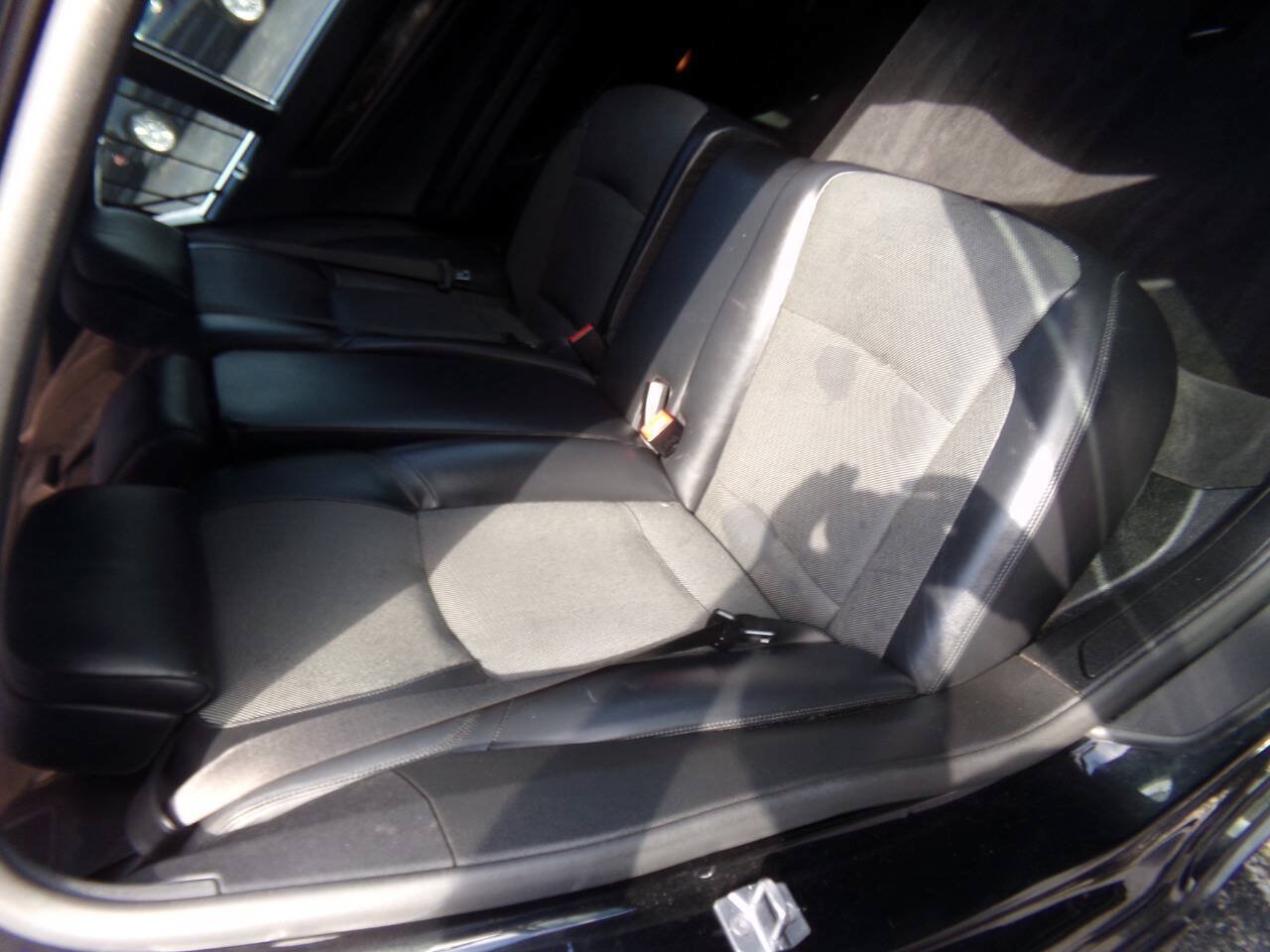 Used 2013 BMW 750Li RWD image 26