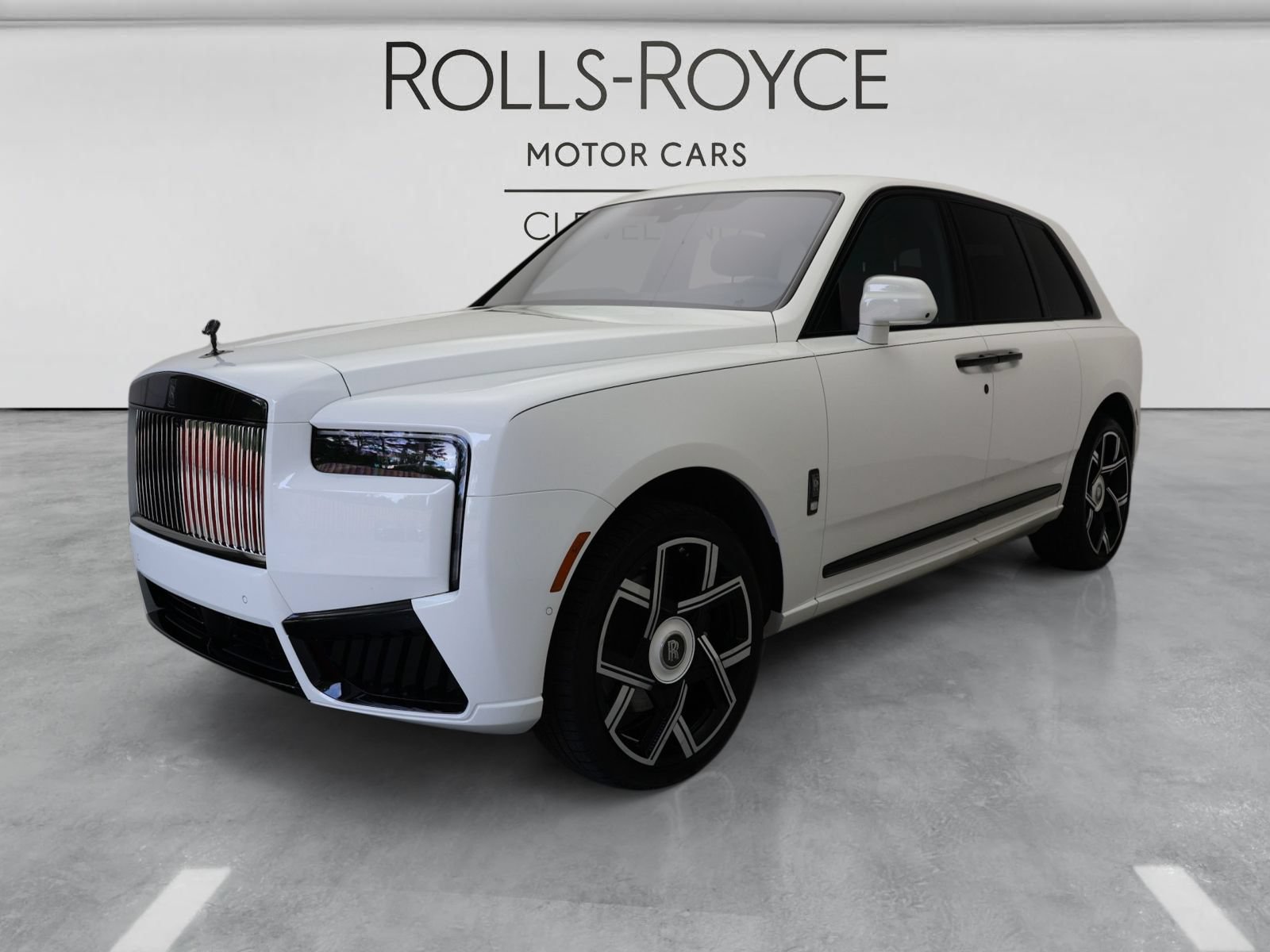 Certified 2025 Rolls-Royce Cullinan Black Badge AWD/4WD image 18