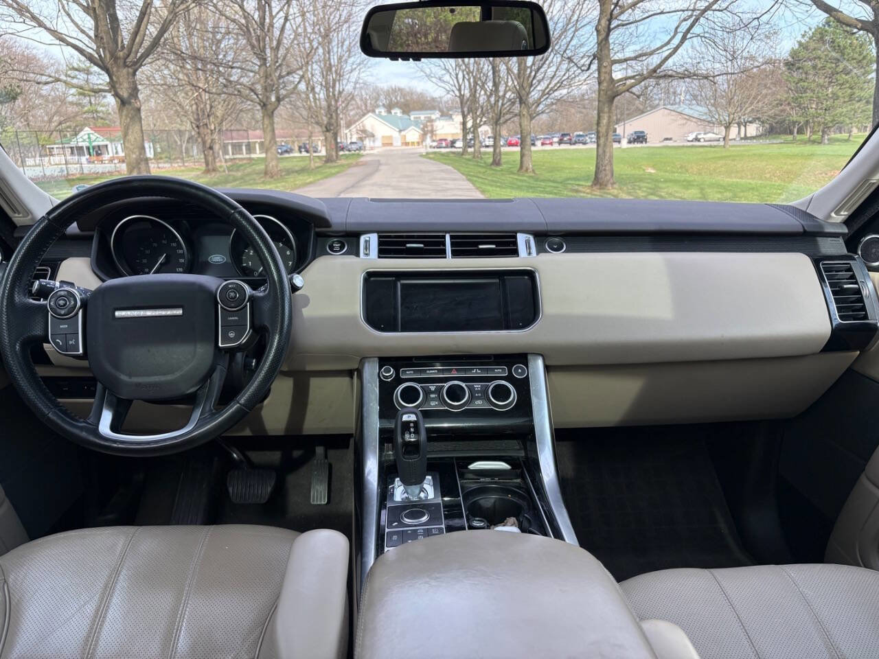 Used 2016 Land Rover Range Rover Sport HSE image 25