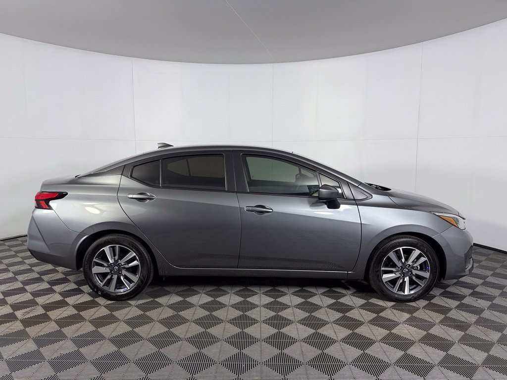 Used 2025 Nissan Versa SV FWD image 7