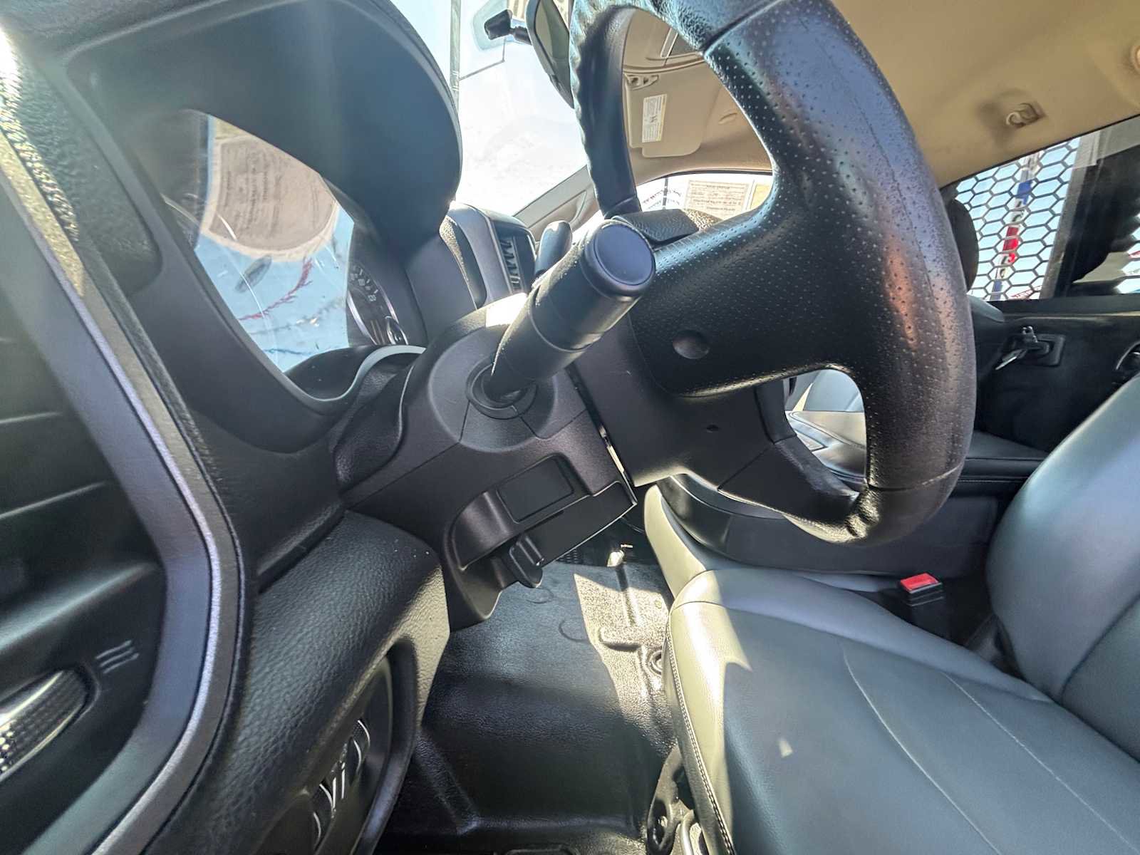 Used 2019 RAM 5500 Tradesman RWD image 17