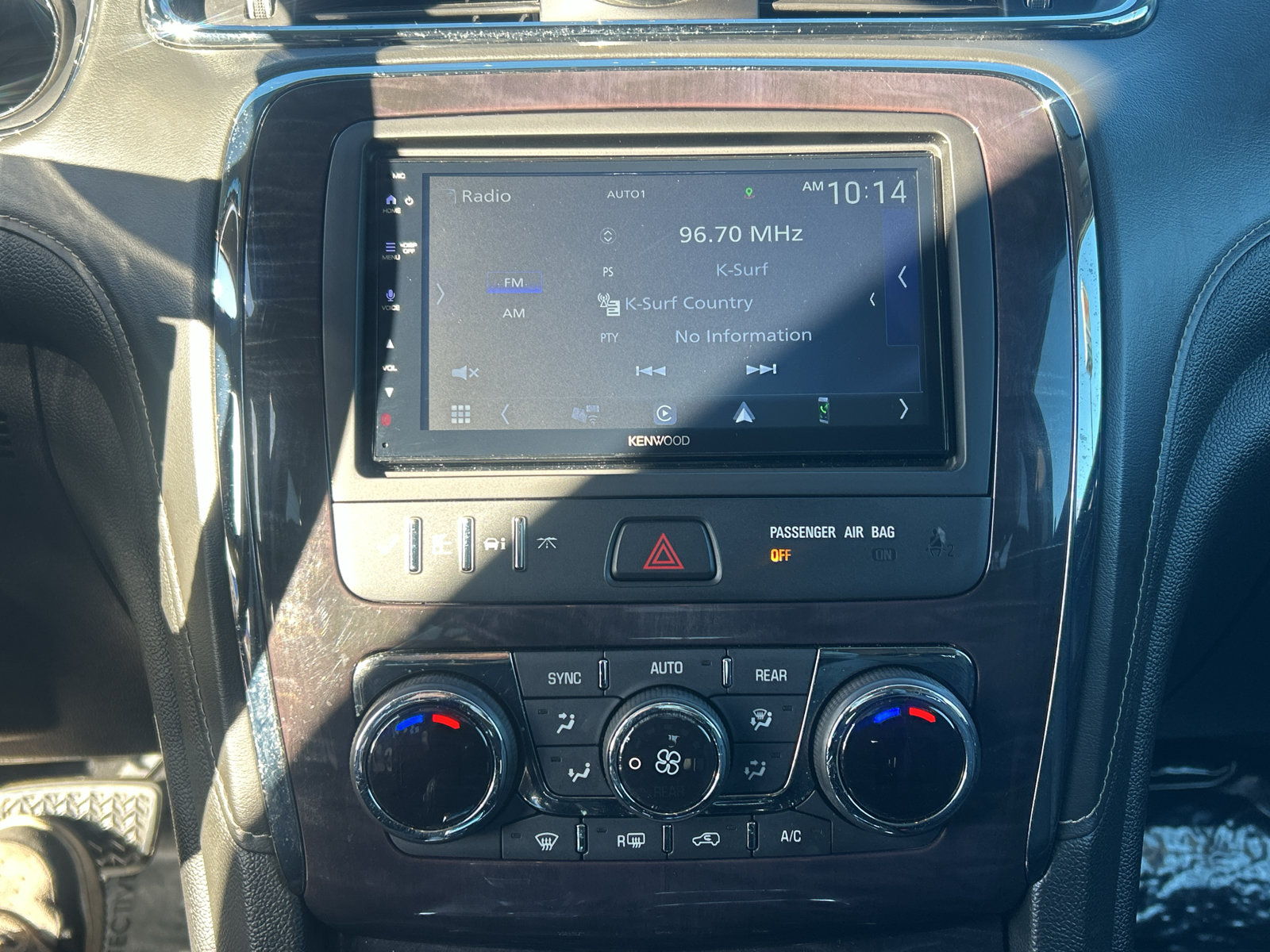 Used 2016 Buick Enclave Leather AWD/4WD image 23