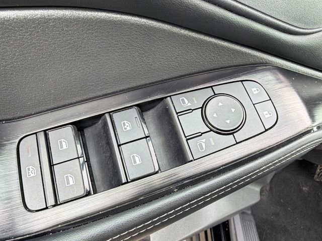 Used 2025 Nissan Rogue SV image 22