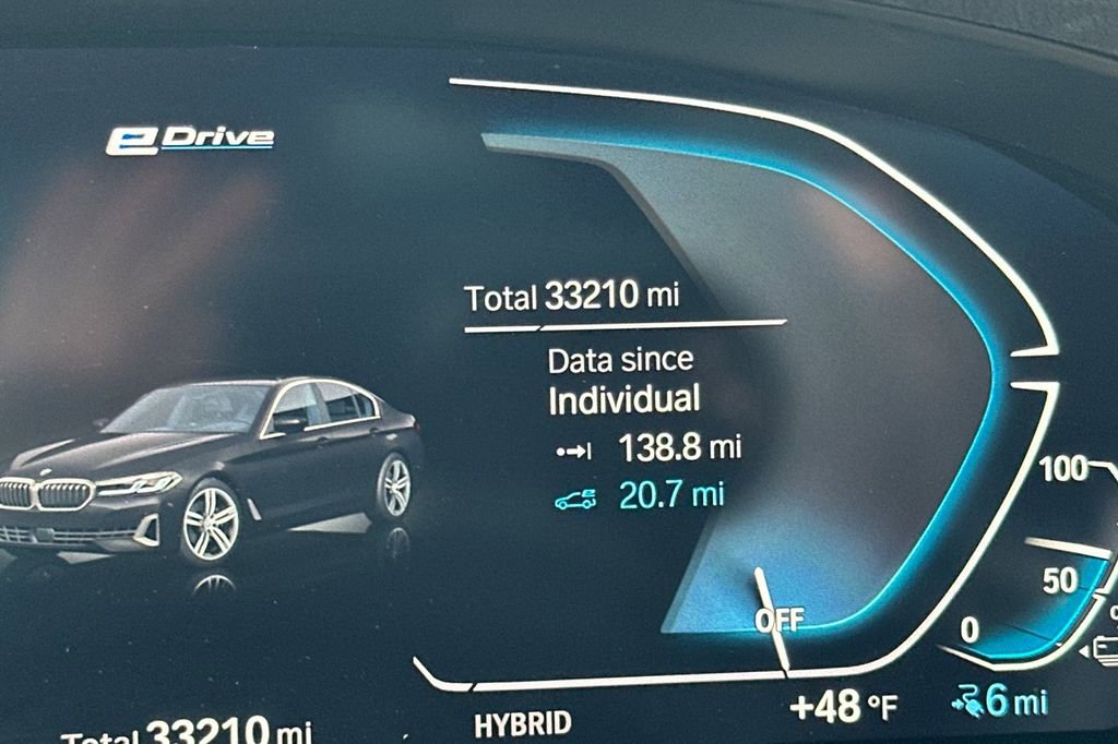 Used 2023 BMW 530e 530e iPerformance w/ Convenience Package image 29