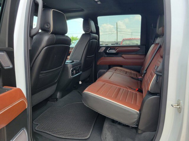 Used 2024 GMC Sierra 2500 Denali Ultimate AWD/4WD image 29