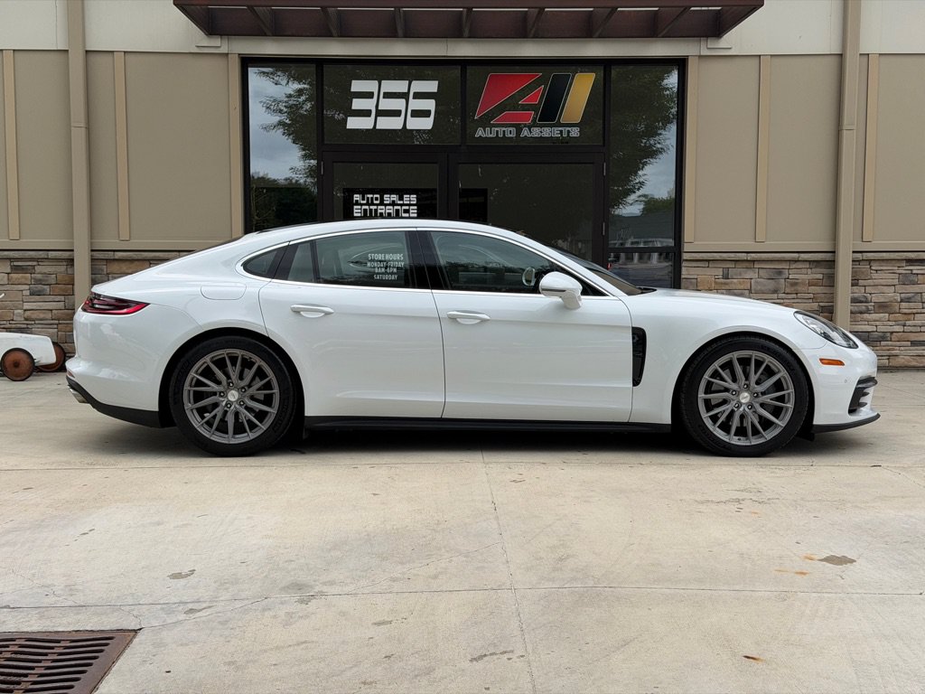 Used 2017 Porsche Panamera 4S AWD/4WD image 2