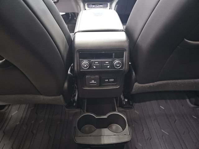 Used 2020 GMC Acadia Denali w/ Trailering Package AWD/4WD image 43