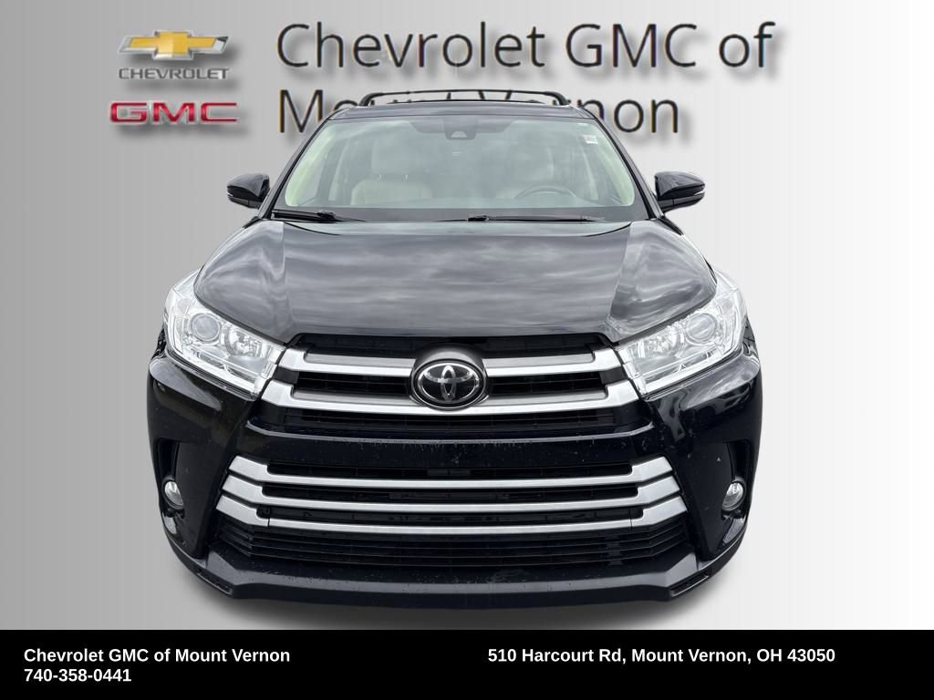 Used 2017 Toyota Highlander LE image 16