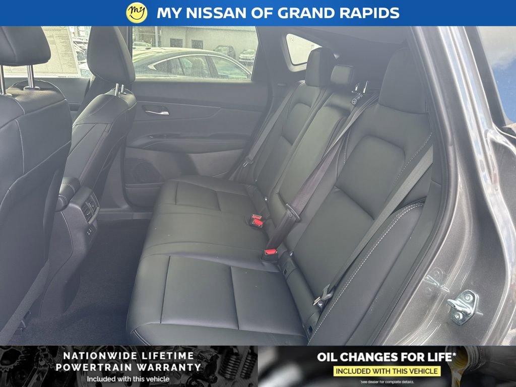 New 2026 Nissan Murano SV AWD/4WD image 8