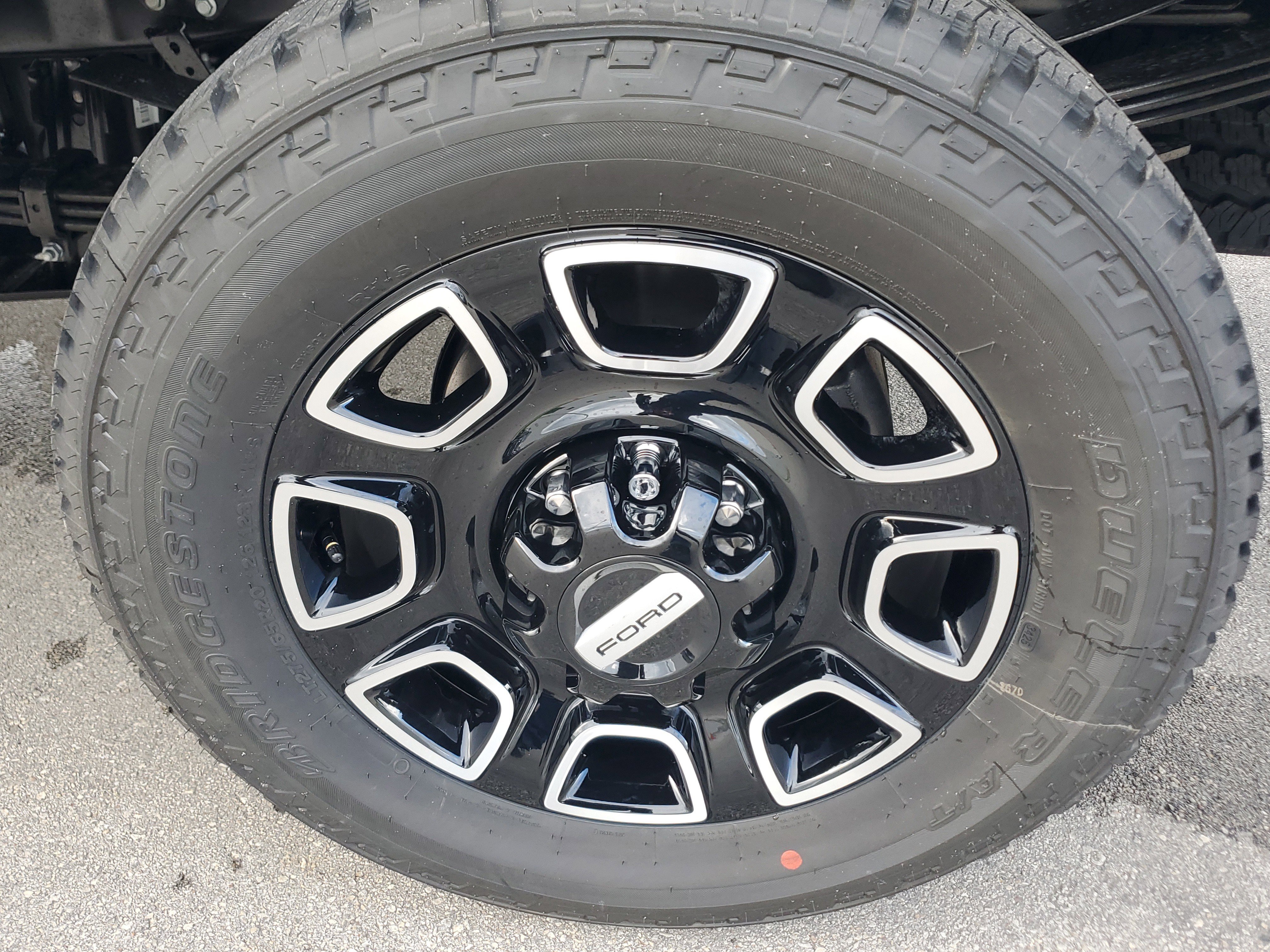 New 2026 Ford F350 Platinum image 7