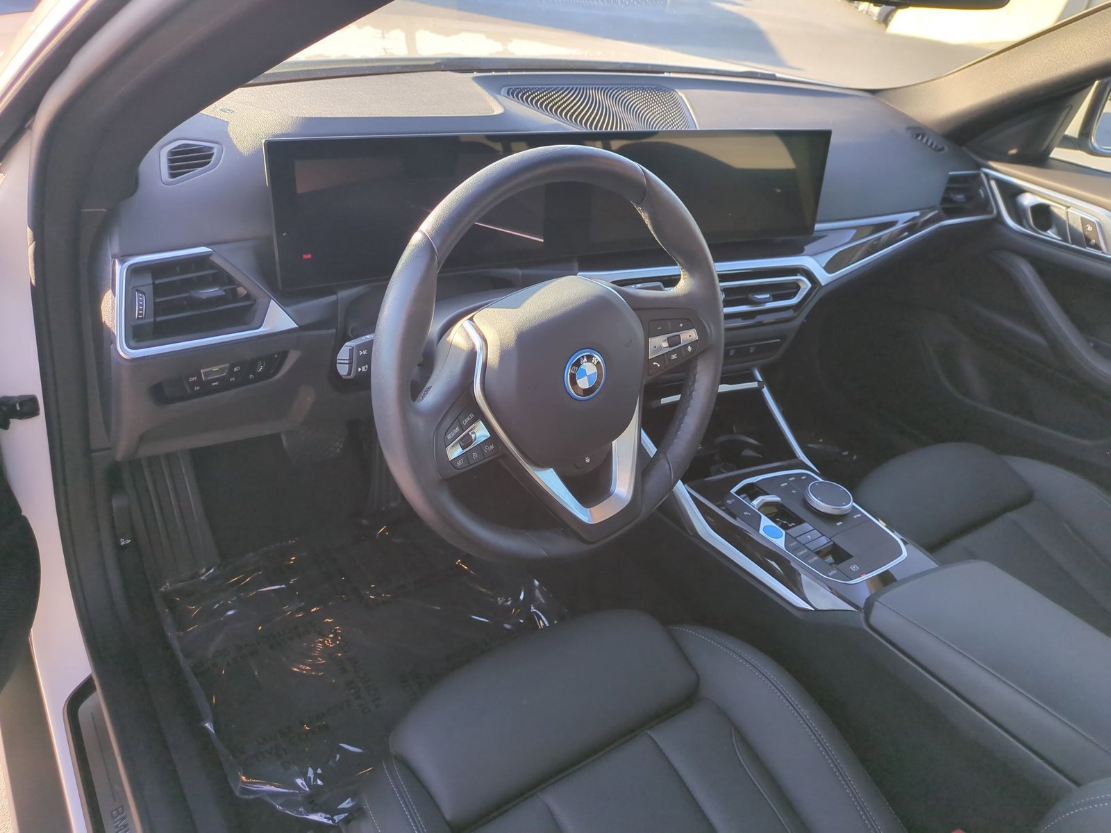 Certified 2023 BMW i4 eDrive35 w/ Premium Package RWD image 10