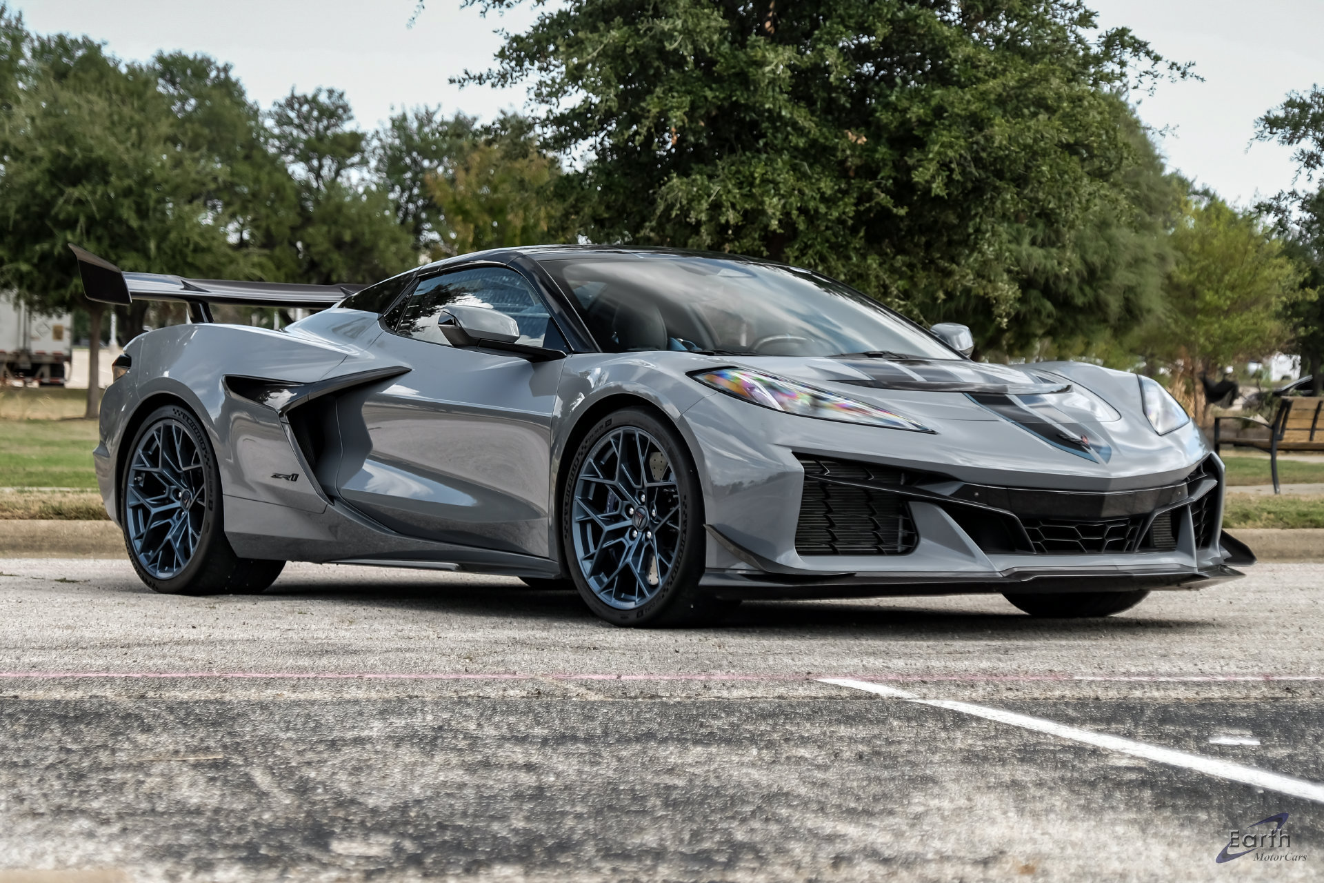 Used 2025 Chevrolet Corvette ZR1 w/ ZR1 Carbon Fiber Aero Package RWD image 34