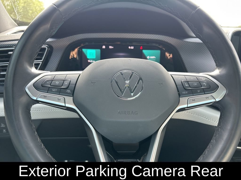 Certified 2024 Volkswagen Atlas Cross Sport SEL Premium R-Line AWD/4WD image 25