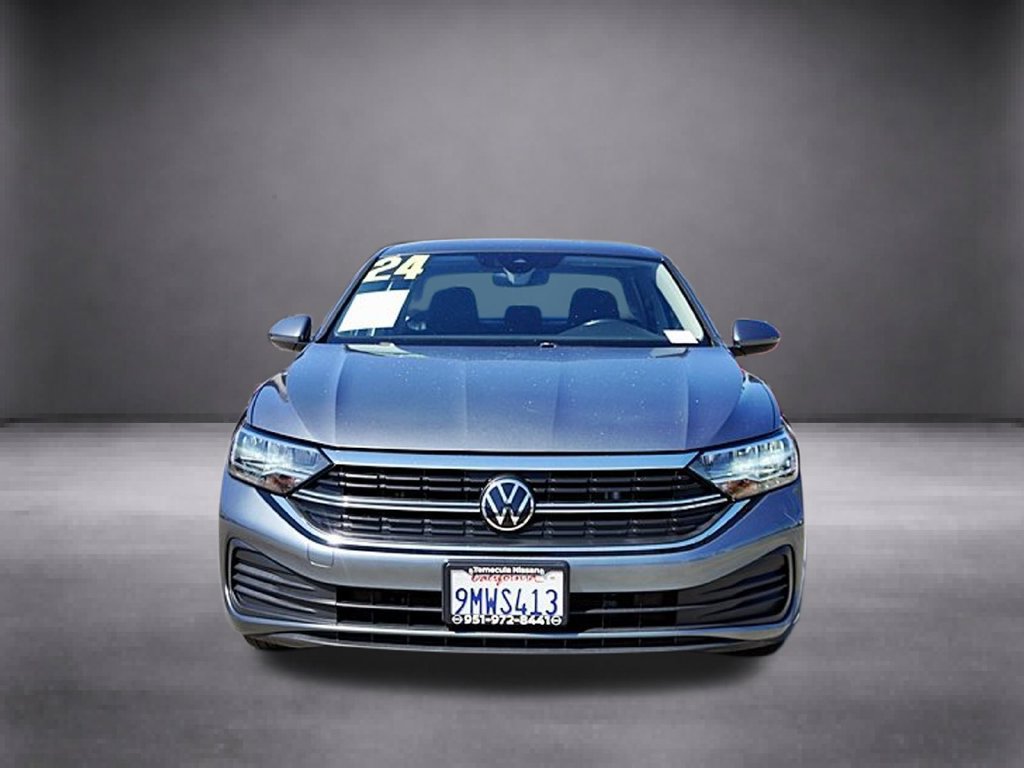 Used 2024 Volkswagen Jetta SE FWD image 10