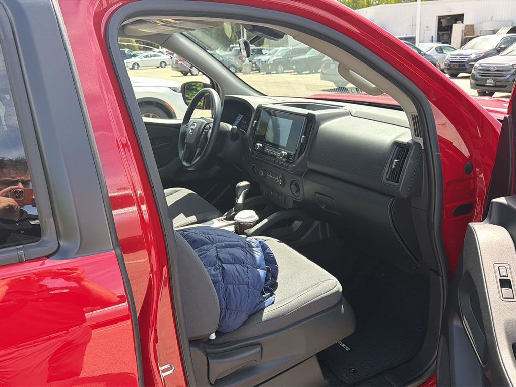 Used 2025 Nissan Frontier S w/ S Utility Package AWD/4WD image 19