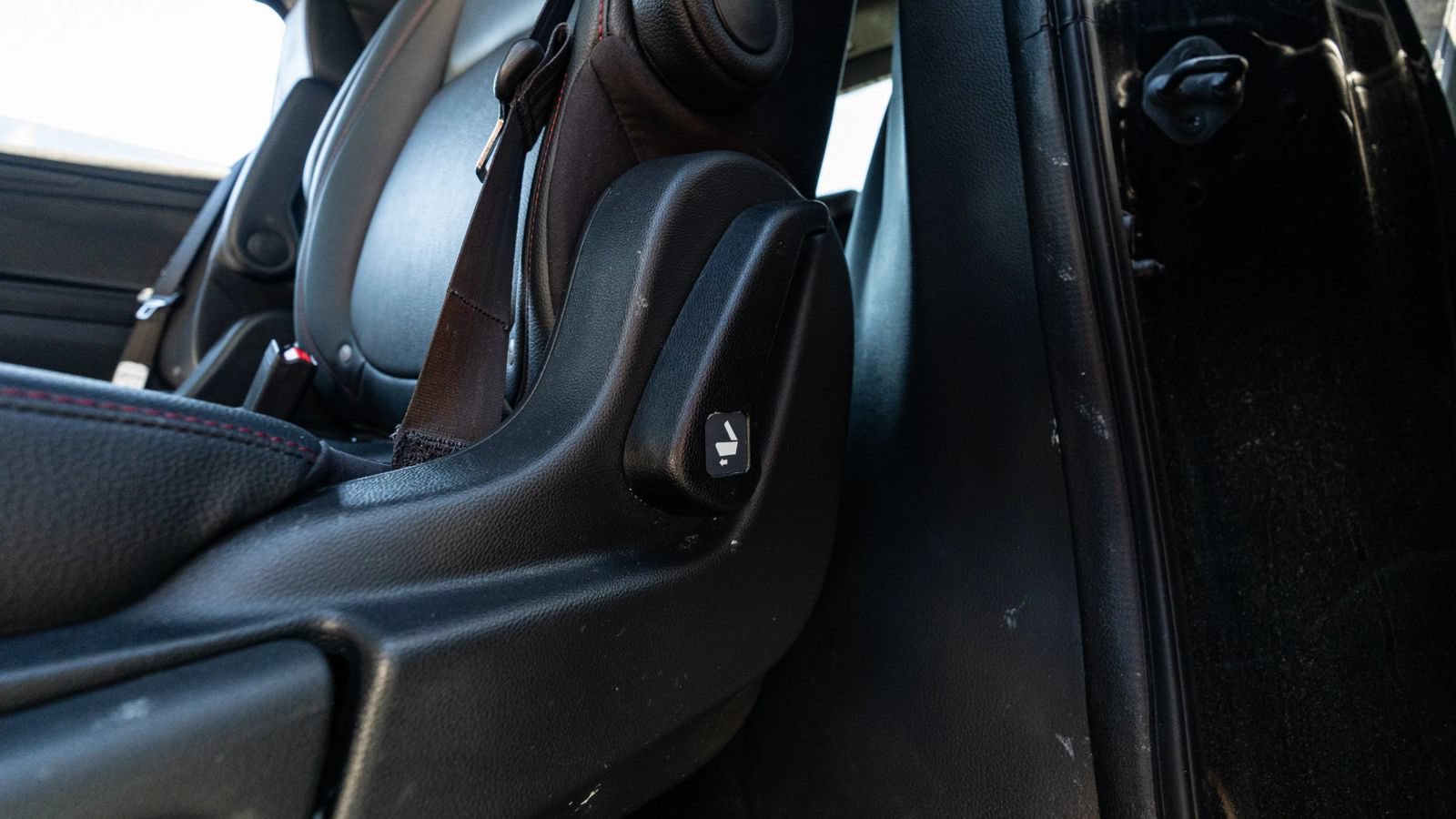 Used 2025 Honda Odyssey Sport-L image 24