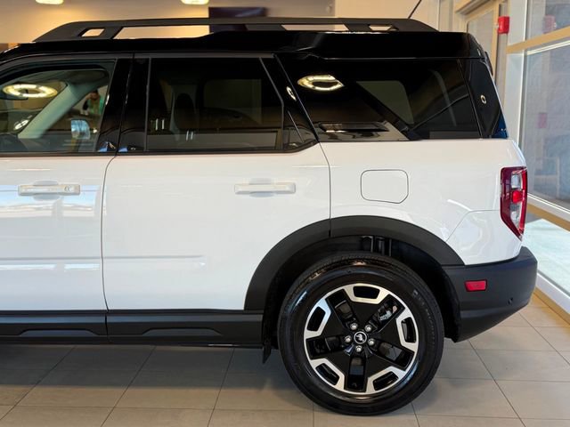 Used 2022 Ford Bronco Sport Outer Banks w/ Tech Package AWD/4WD image 8