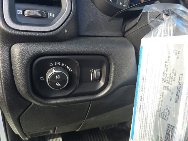 Used 2025 RAM 5500 Tradesman AWD/4WD image 8