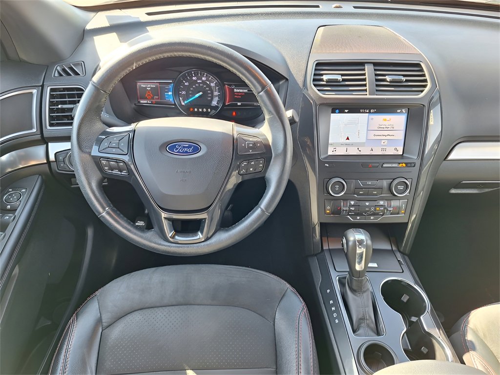 Used 2019 Ford Explorer XLT w/ Equipment Group 202A image 9